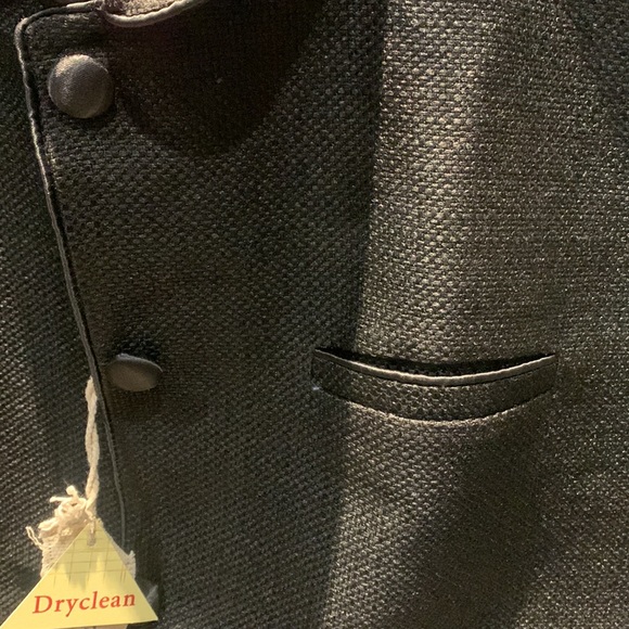 Indus Route Nehru Jacket Jacquard material - Picture 6 of 7